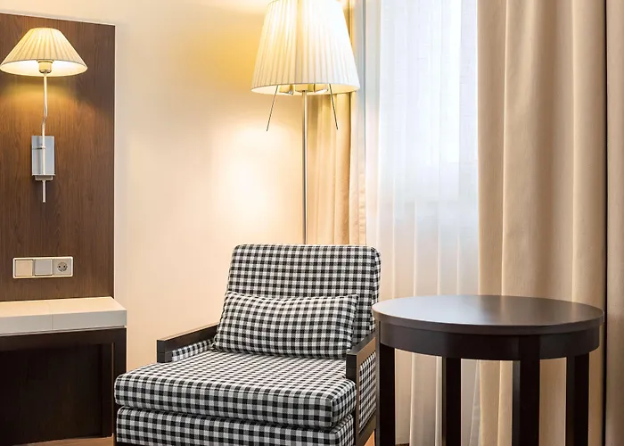 Nh Danube Hotel