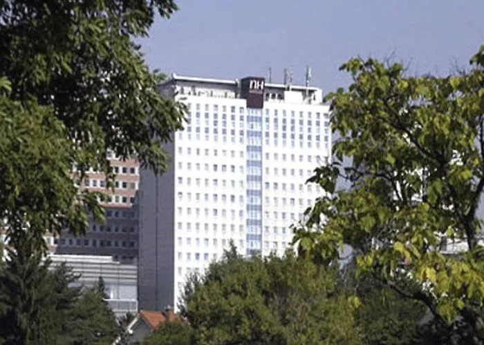 Nh Danube 4* Wien