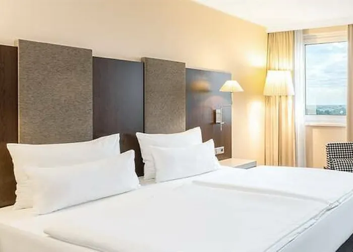 Nh Danube Hotel Wien